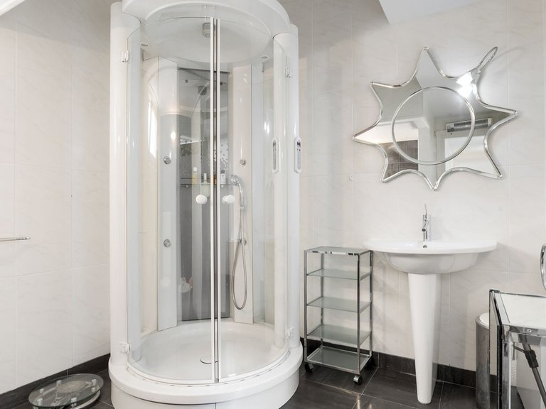 Apartment for Sale in Puerto Banús, Malaga 12