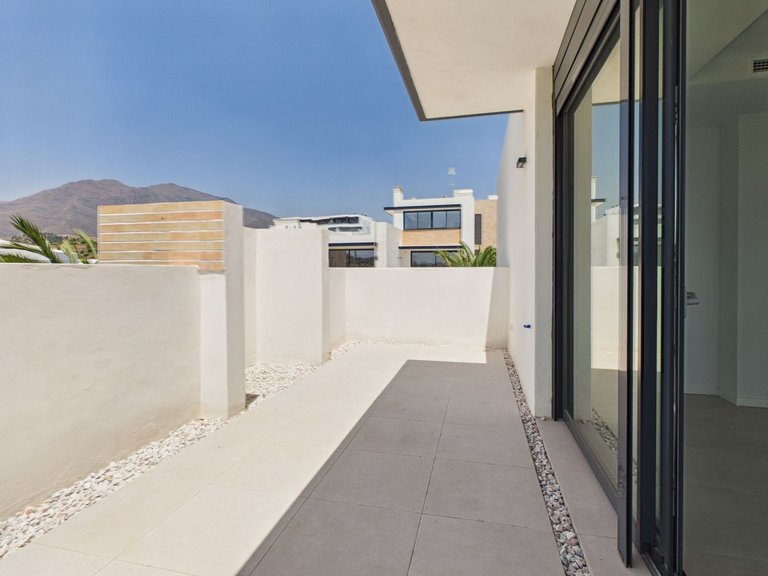 Apartment for Sale in Estepona, Malaga 11