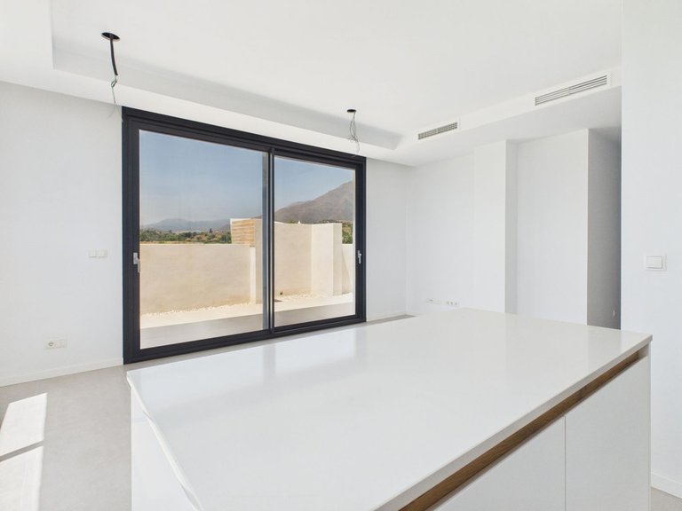 Apartment for Sale in Estepona, Malaga 3