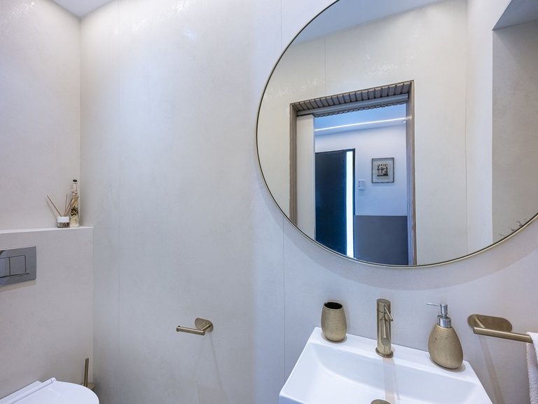 Villa for Sale in New Golden Mile, Malaga 18