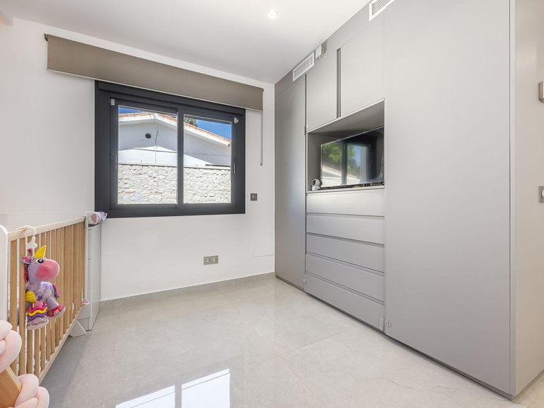 Villa for Sale in New Golden Mile, Malaga 34