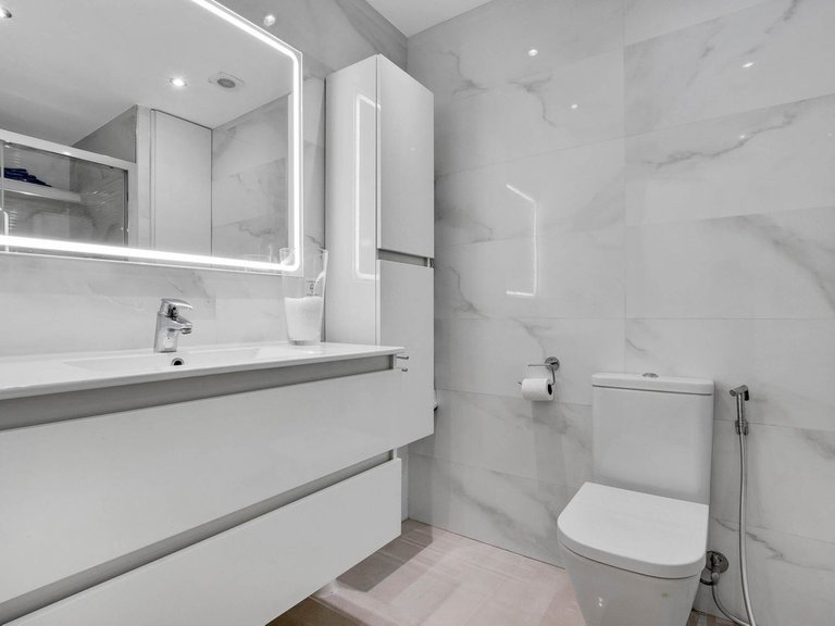 Apartment for Sale in Torremolinos, Malaga 18