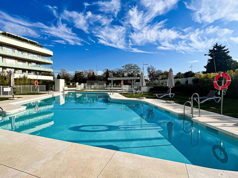 Apartment for Sale in San Pedro De Alcántara, Malaga 1
