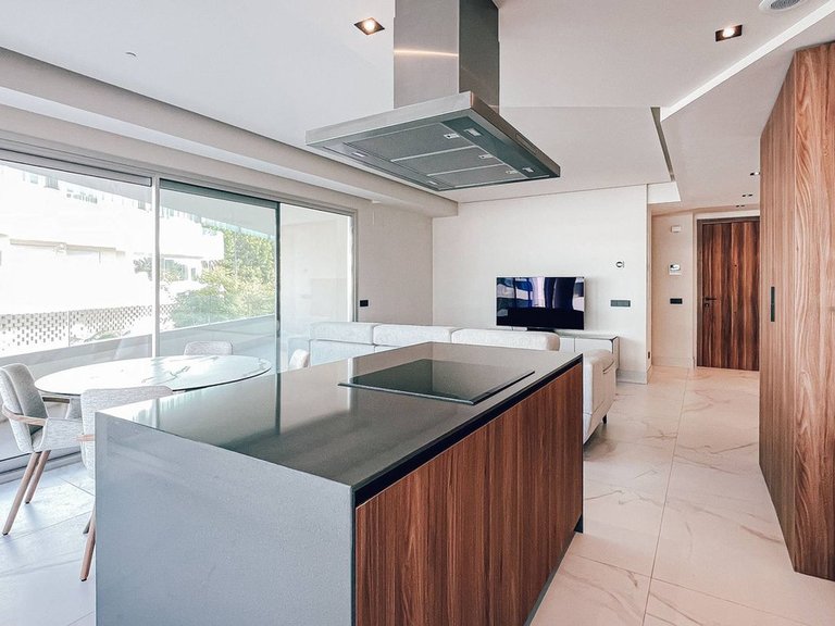 Apartment for Sale in San Pedro De Alcántara, Malaga 13