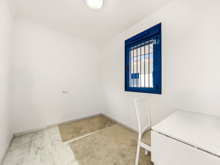 Apartment for Sale in Fuengirola, Malaga 14