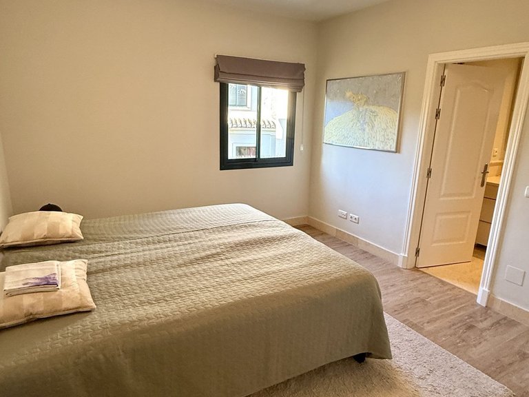 Apartment for Sale in Benahavís, Malaga 12