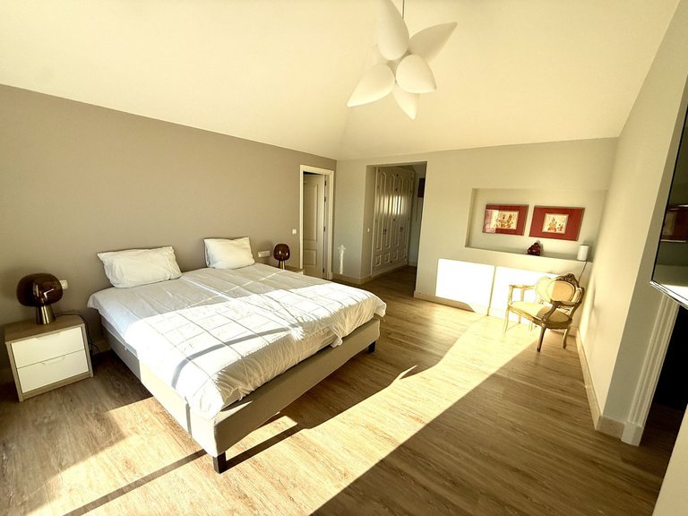 Apartment for Sale in Benahavís, Malaga 13