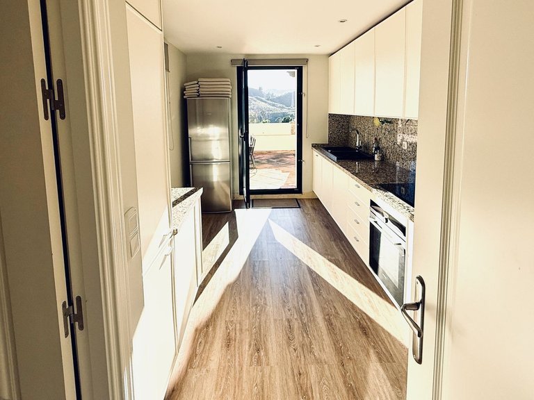 Apartment for Sale in Benahavís, Malaga 7