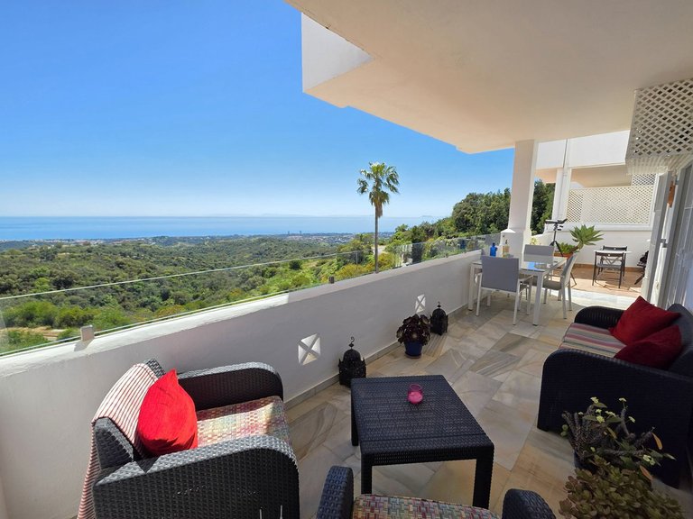 Apartment for Sale in La Mairena, Malaga 2