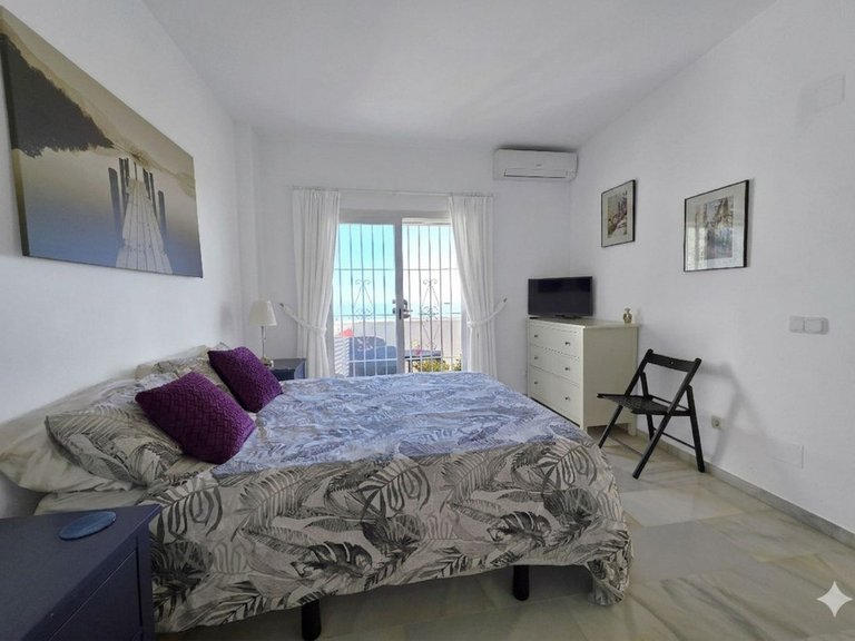 Apartment for Sale in La Mairena, Malaga 5
