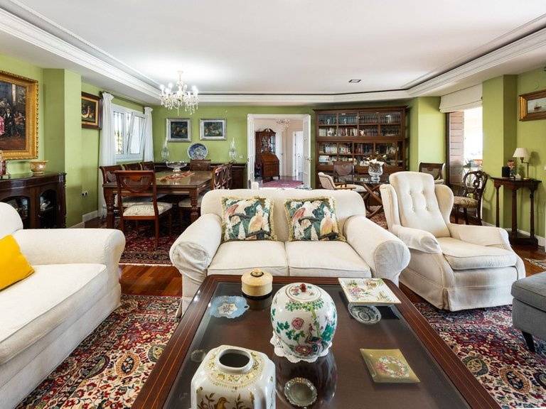 Villa for Sale in Málaga Este, Malaga 6