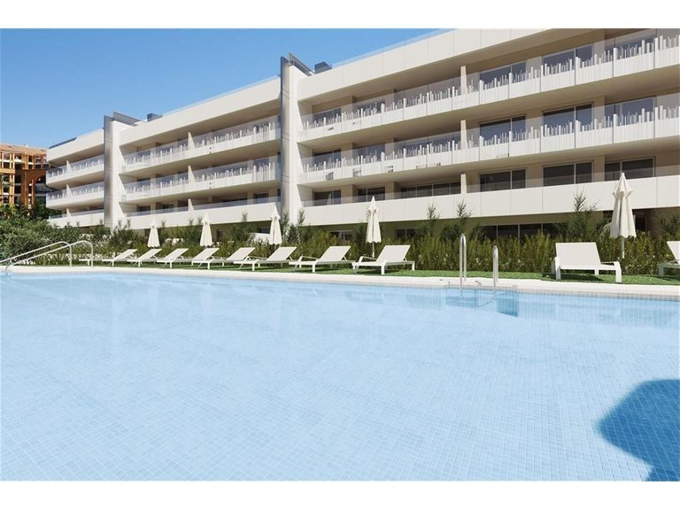 Apartment for Sale in San Pedro De Alcántara, Malaga 4