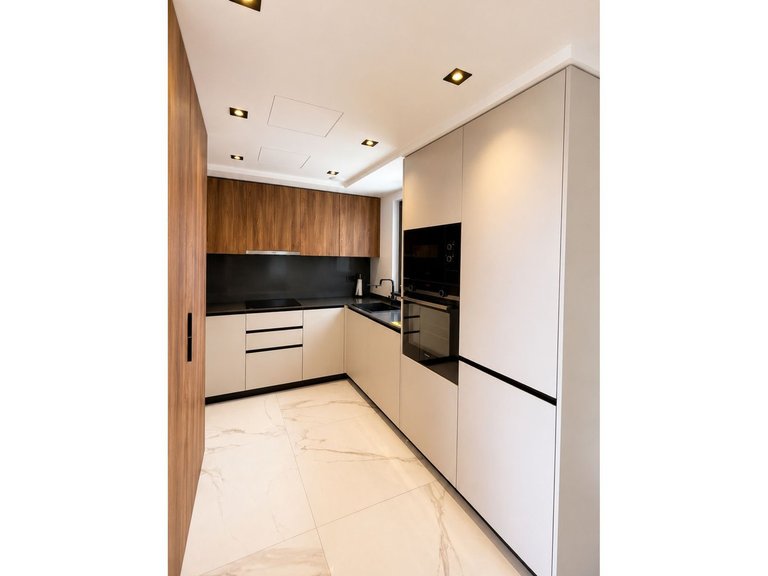 Apartment for Sale in San Pedro De Alcántara, Malaga 8