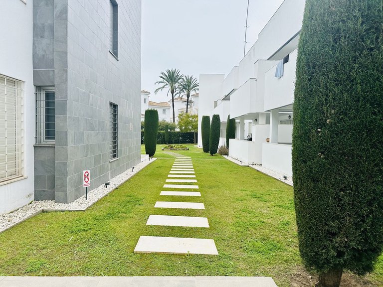 Apartment for Sale in Nueva Andalucía, Malaga 26