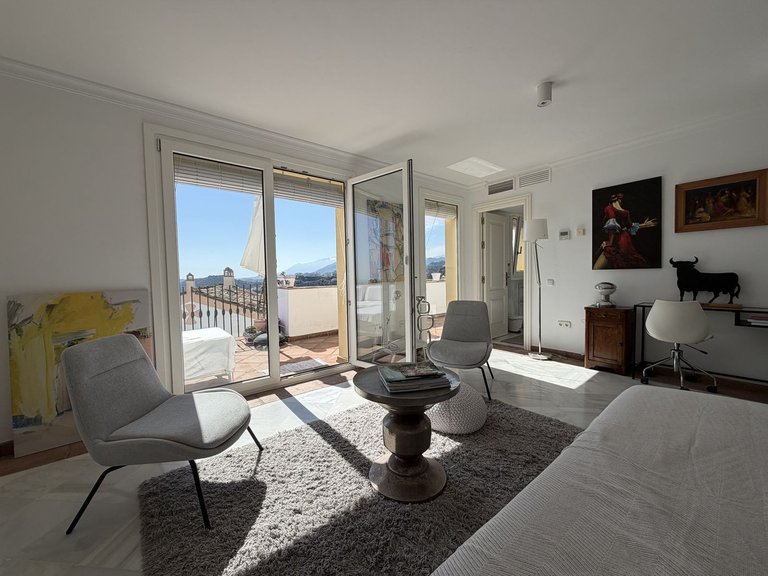 Villa for Sale in La Heredia, Malaga 11