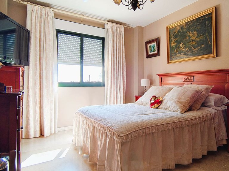 Apartment for Sale in Marbella, Malaga 18