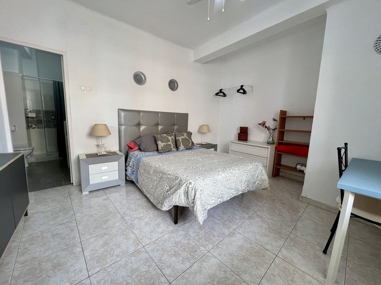 Apartment for Sale in Málaga, Malaga 15