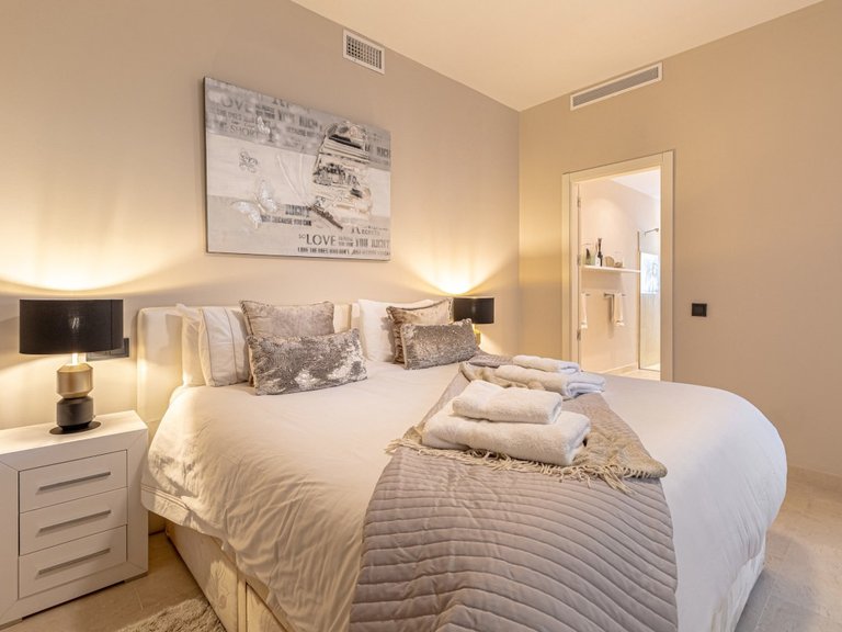 Villa for Sale in Marbella, Malaga 20