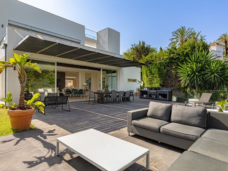 Villa for Sale in Marbella, Malaga 4