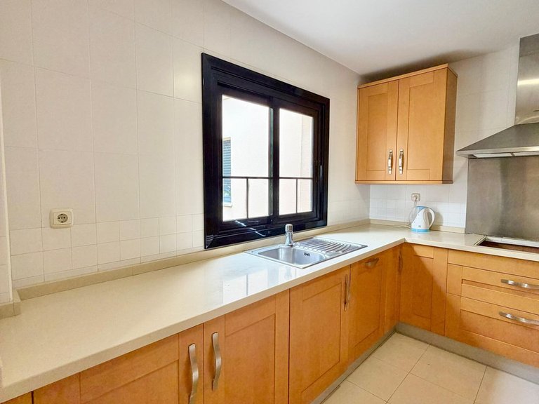 Apartment for Sale in Puerto Banús, Malaga 20