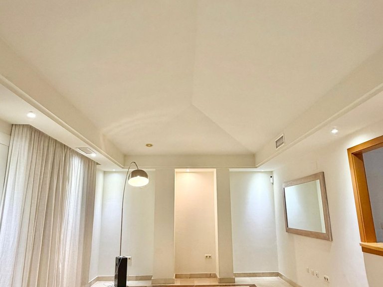 Apartment for Sale in Puerto Banús, Malaga 22