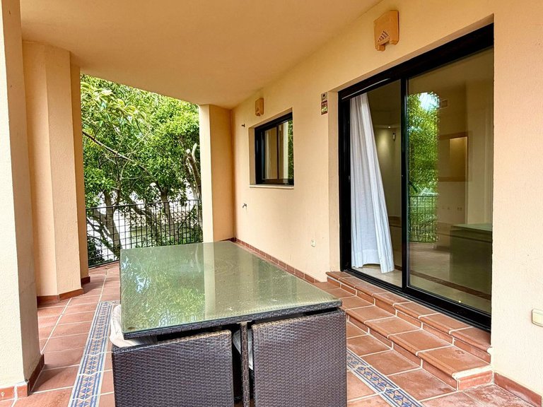 Apartment for Sale in Puerto Banús, Malaga 25