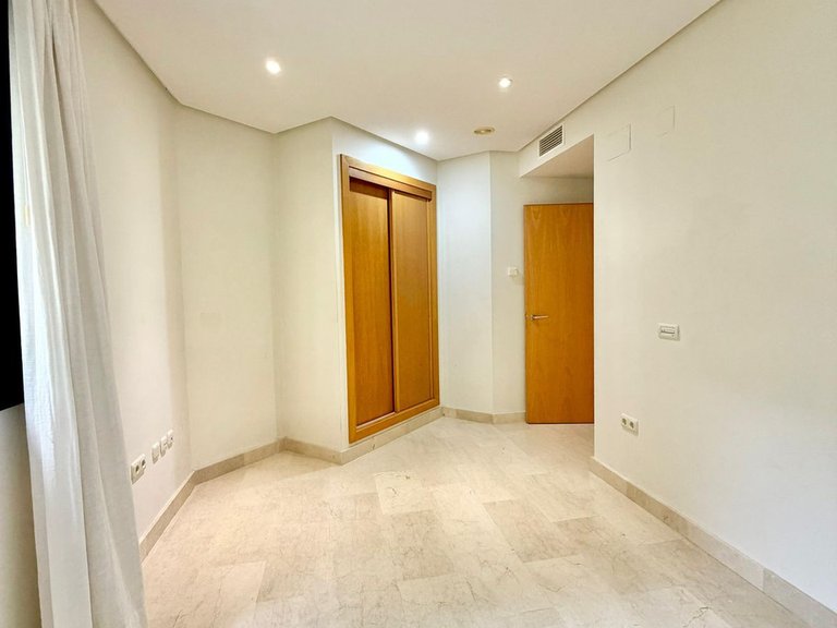 Apartment for Sale in Puerto Banús, Malaga 46
