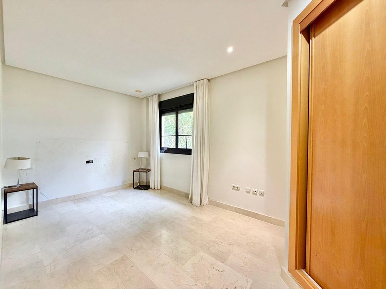 Apartment for Sale in Puerto Banús, Malaga 49