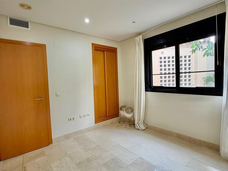 Apartment for Sale in Puerto Banús, Malaga 53