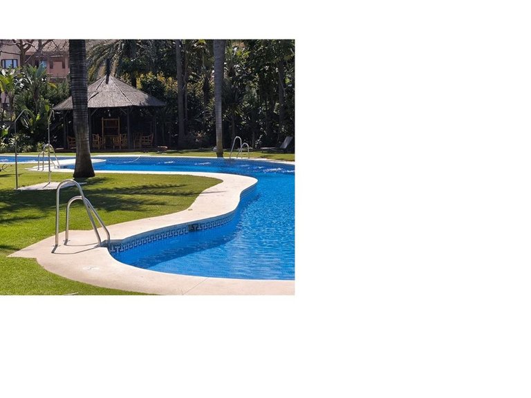 Apartment for Sale in Puerto Banús, Malaga 61