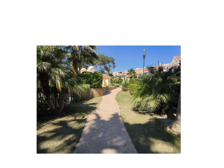 Apartment for Sale in Puerto Banús, Malaga 69