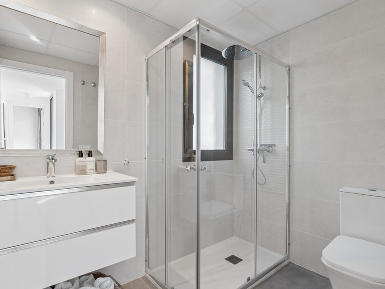 Villa for Sale in Valle Romano, Malaga 10