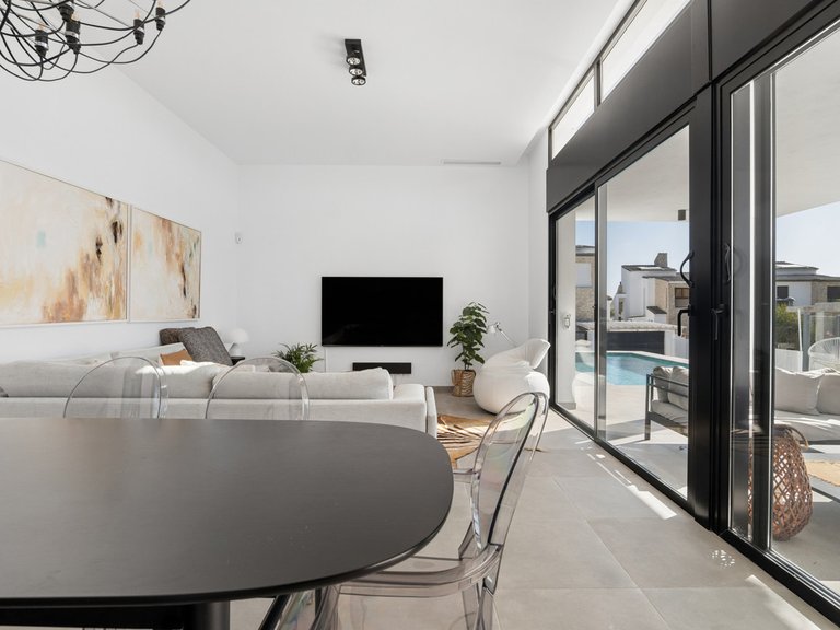 Villa for Sale in Valle Romano, Malaga 12