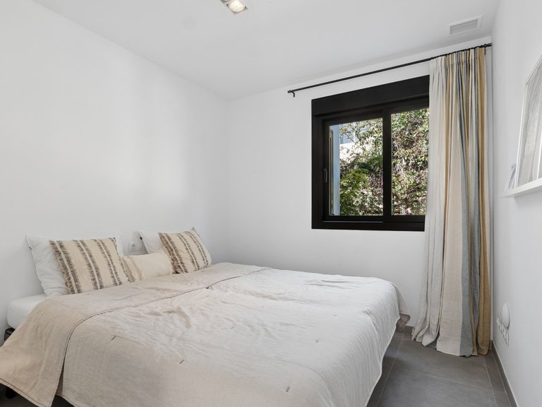 Villa for Sale in Valle Romano, Malaga 13