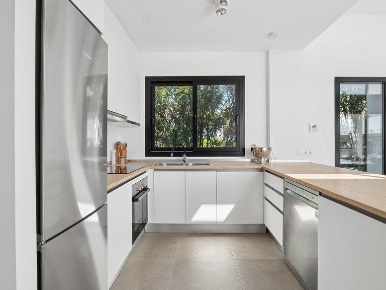 Villa for Sale in Valle Romano, Malaga 15