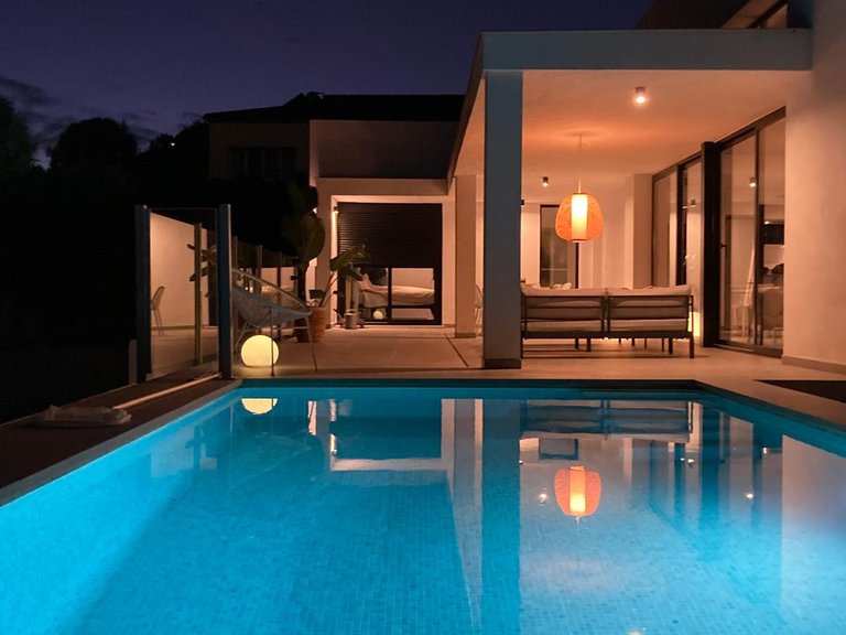 Villa for Sale in Valle Romano, Malaga 19