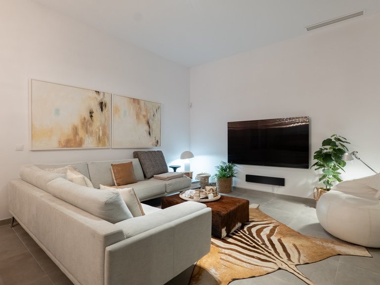 Villa for Sale in Valle Romano, Malaga 23