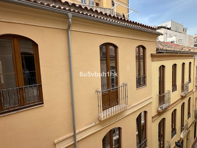Apartment for Sale in Málaga, Malaga 12