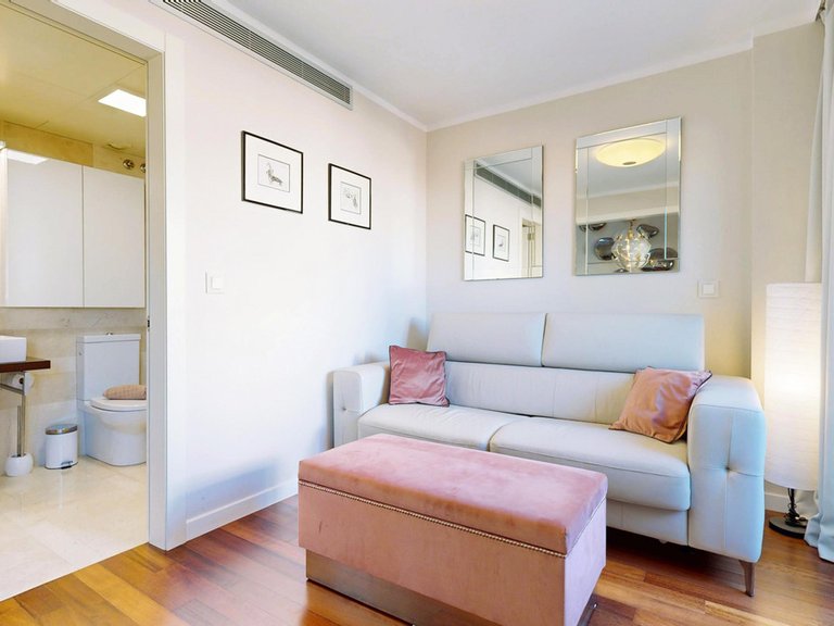Apartment for Sale in Málaga, Malaga 12