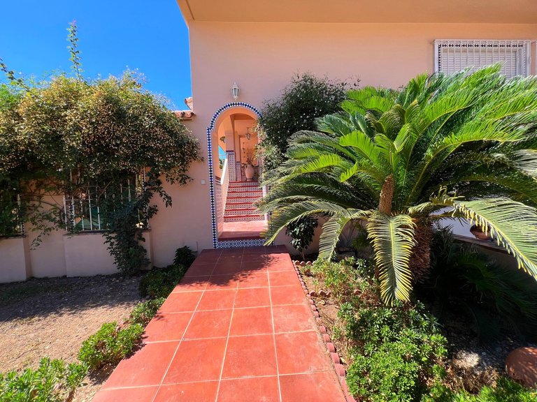 Villa for Sale in Benalmadena, Malaga 1