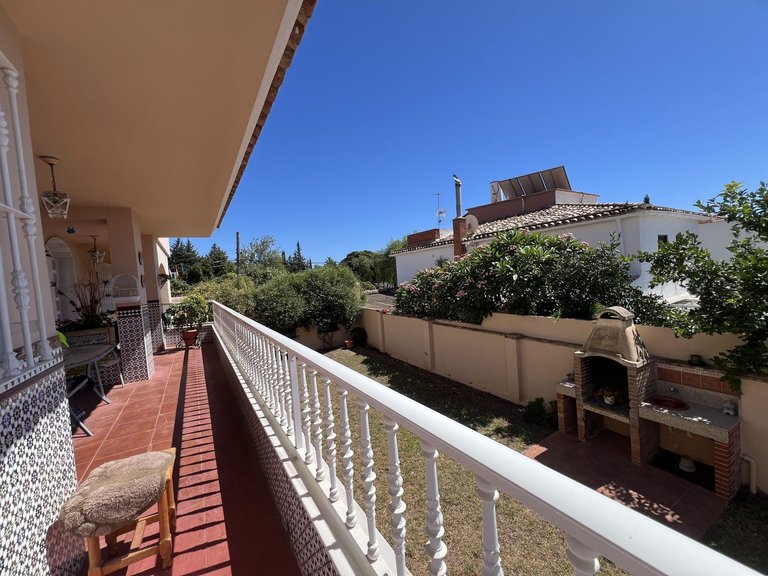 Villa for Sale in Benalmadena, Malaga 8
