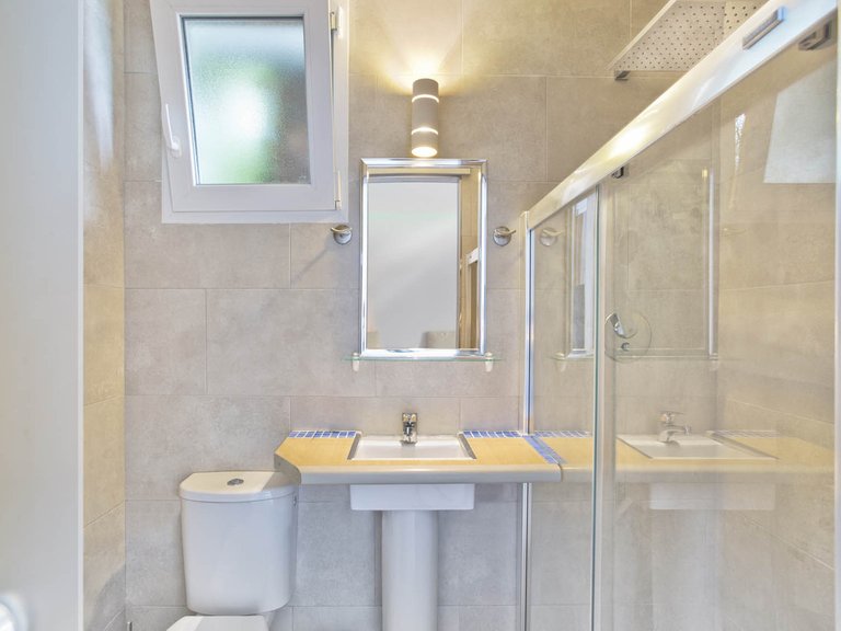 Villa for Sale in Elviria, Malaga 17