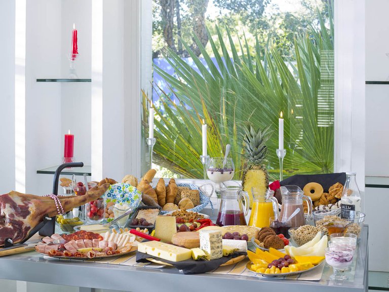 Villa for Sale in Elviria, Malaga 19