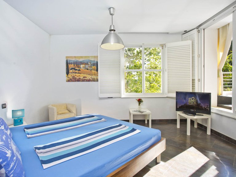 Villa for Sale in Elviria, Malaga 8