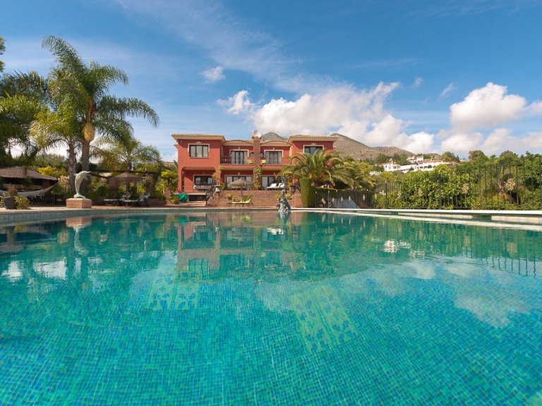 Villa for Sale in Benalmadena, Malaga 15