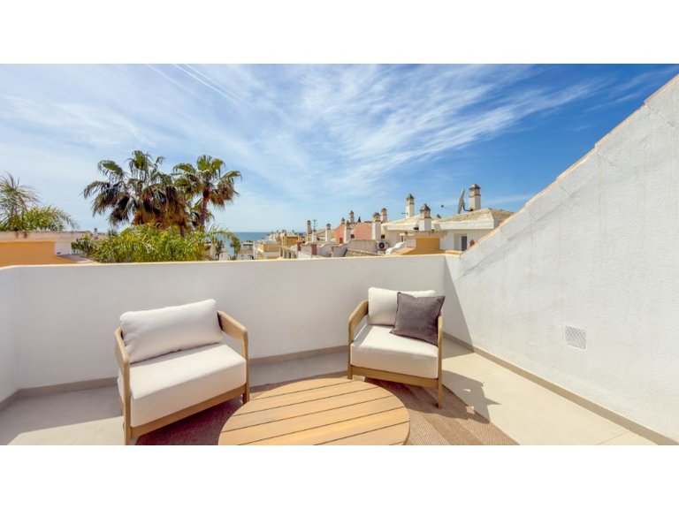 Villa for Sale in Marbella, Malaga 26