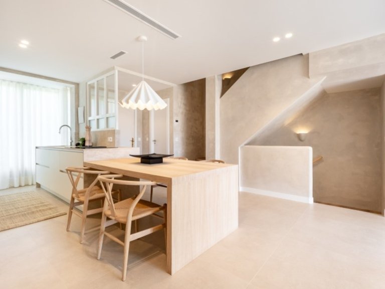 Villa for Sale in Marbella, Malaga 9