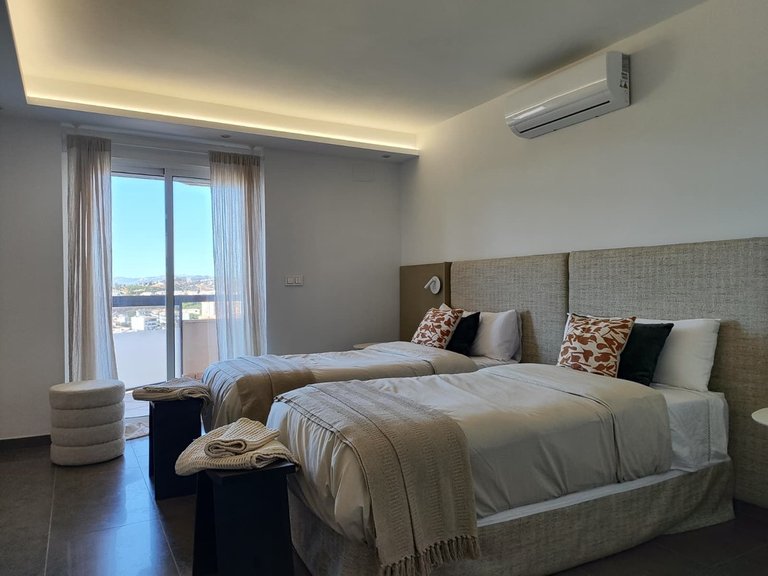 Apartment for Sale in Fuengirola, Malaga 40