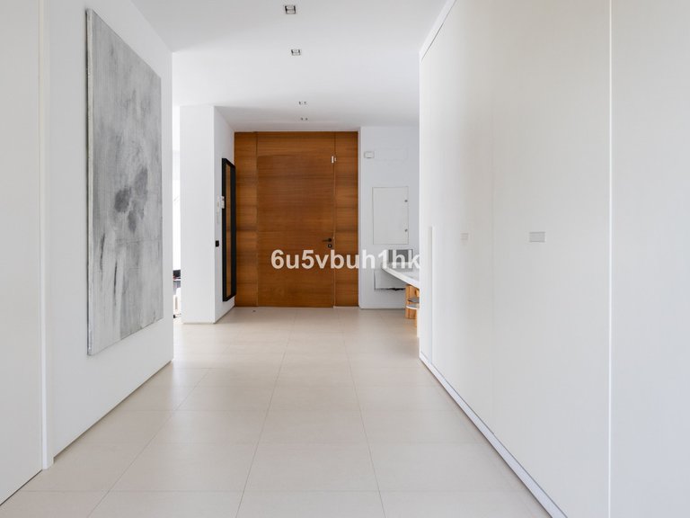 Villa for Sale in Valtocado, Malaga 11