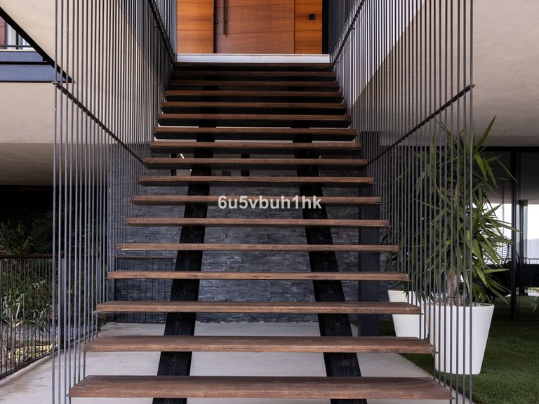 Villa for Sale in Valtocado, Malaga 38